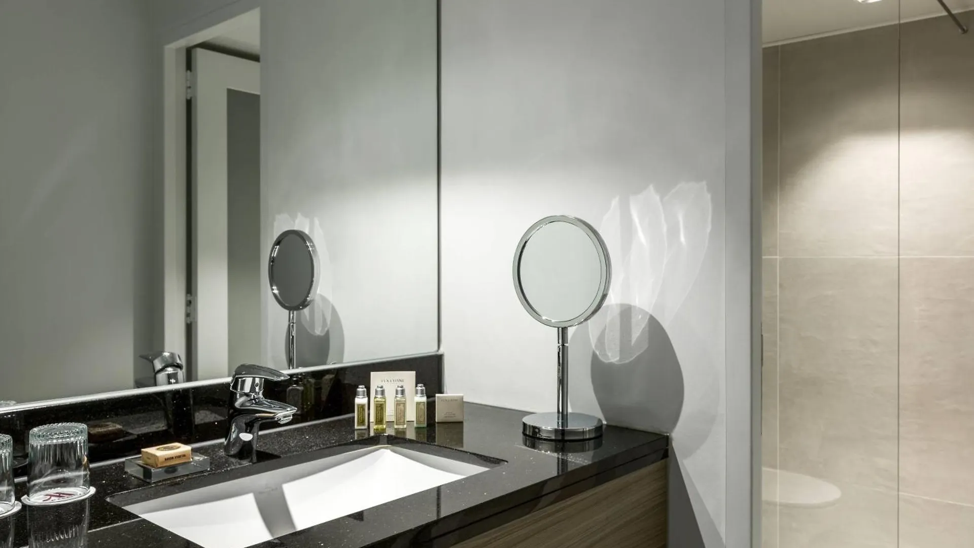 Amsterdam Marriott Hotel 5*,